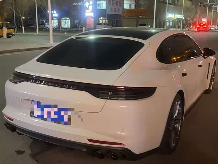 Фото 9 - Porsche Panamera