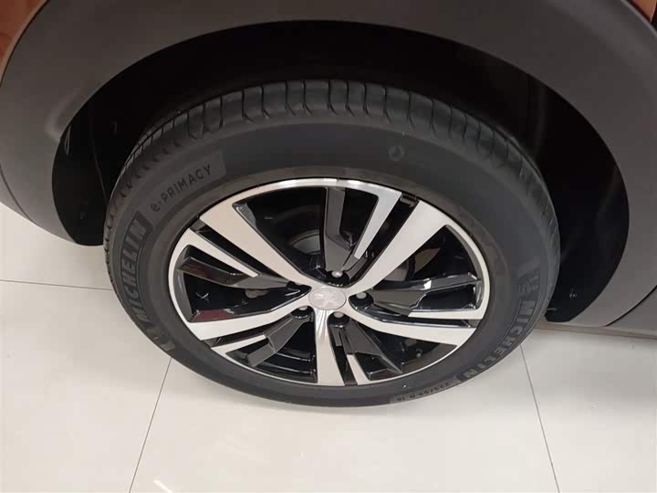 Фото 26 - Peugeot 4008