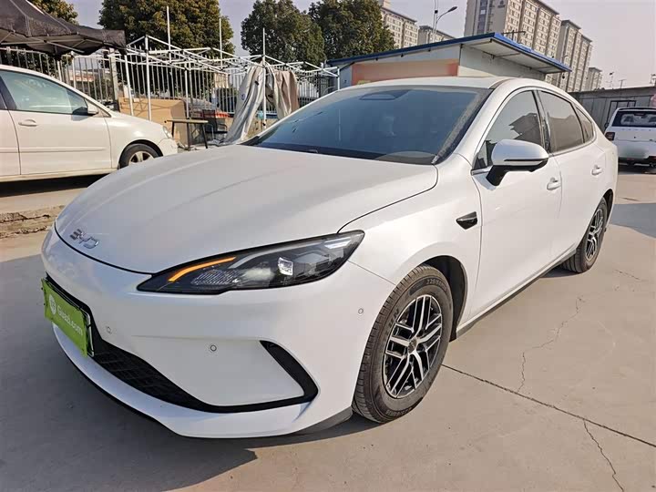 Фото 2 - BYD Seal 05 DM-i Hybrid