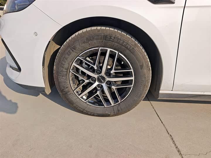 Фото 23 - BYD Seal 05 DM-i Hybrid