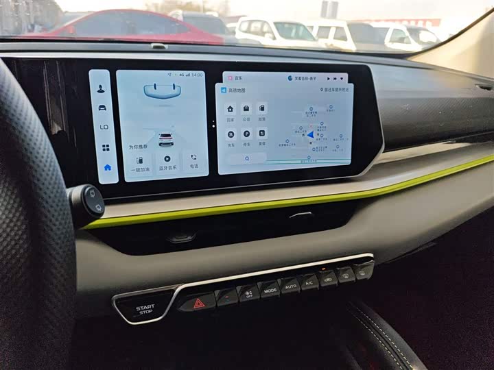 Фото 13 - Geely Coolray