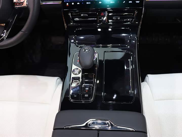 Фото 18 - GAC Trumpchi M8