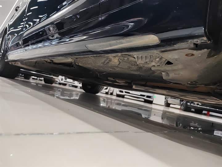 Фото 21 - BMW 5 Series