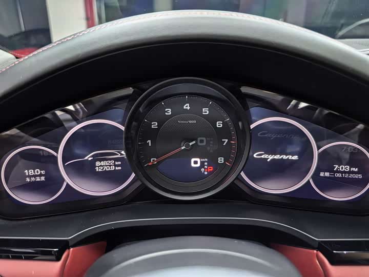 Фото 10 - Porsche Cayenne