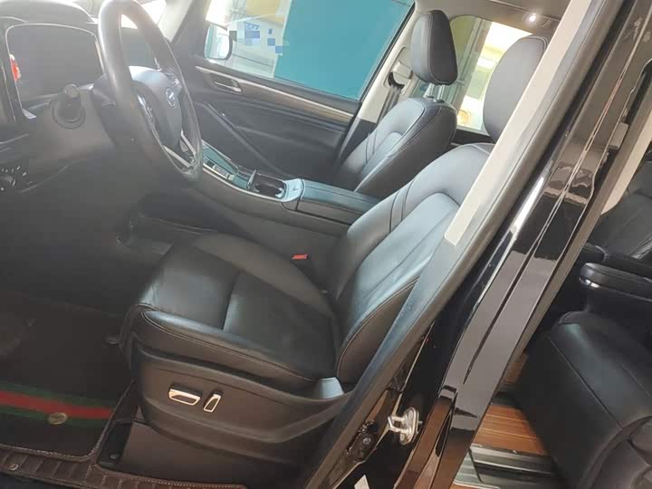 Фото 15 - GAC Trumpchi M8