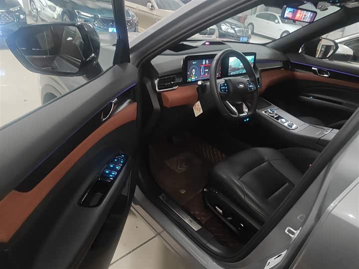 Фото 16 - Ford Equator Hybrid