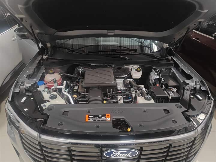 Фото 20 - Ford Equator Hybrid