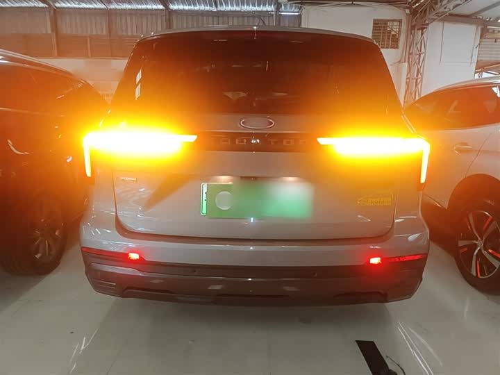 Фото 6 - Ford Equator Hybrid