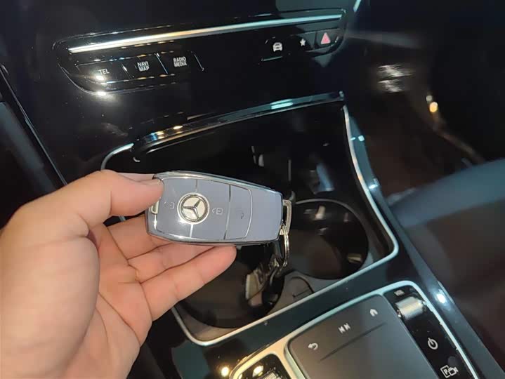 Фото 9 - Mercedes-Benz GLC-Class Coupe