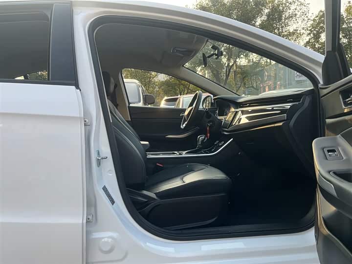 Фото 10 - Chery Arrizo 5