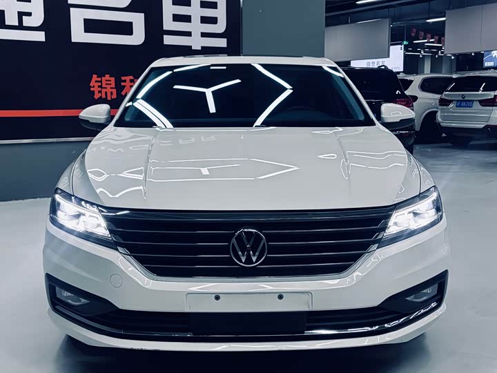 Фото 7 - Volkswagen Lavida