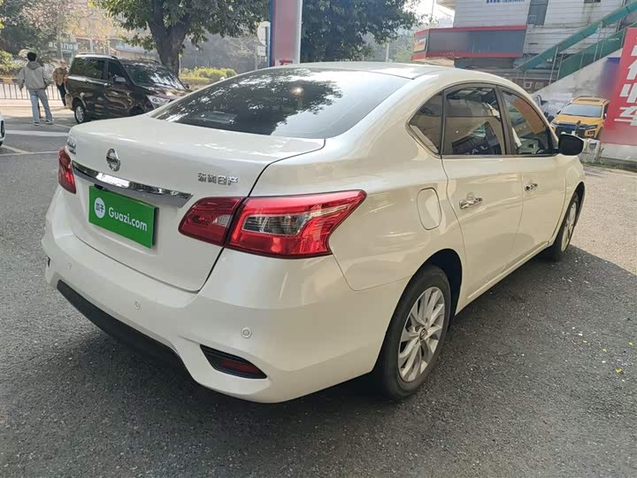 Фото 7 - Nissan Sylphy