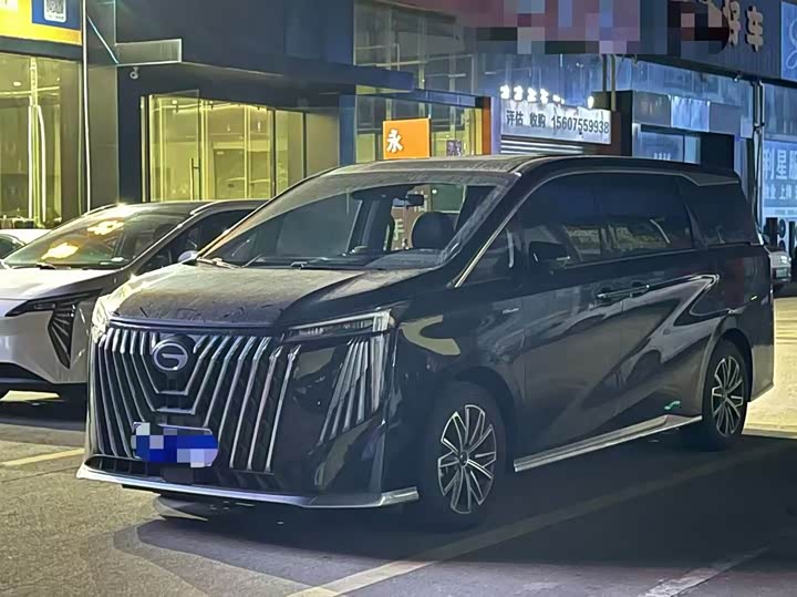 Фото 1 - GAC Trumpchi M8