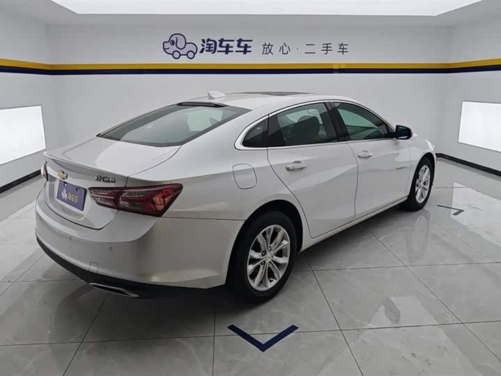 Фото 3 - Chevrolet Malibu XL