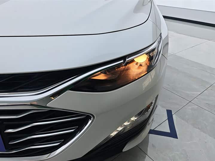 Фото 5 - Chevrolet Malibu XL