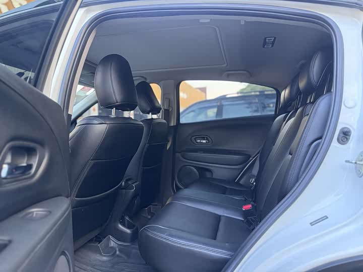 Фото 5 - Honda Vezel