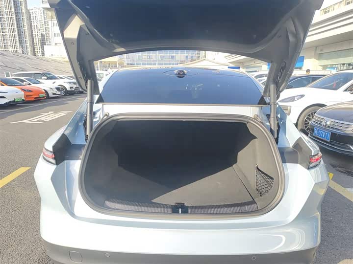 Фото 19 - Nio ET5