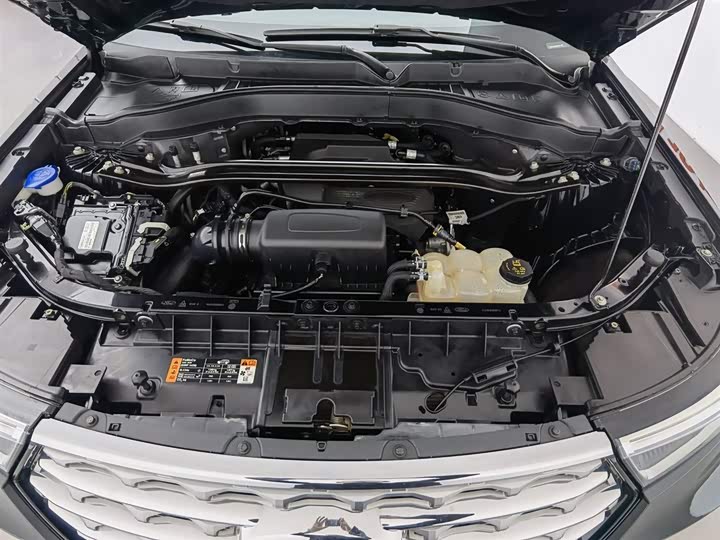 Фото 6 - Ford Explorer