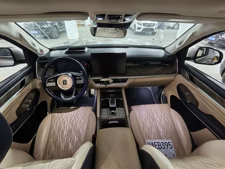 Фото 10 - Tank 500