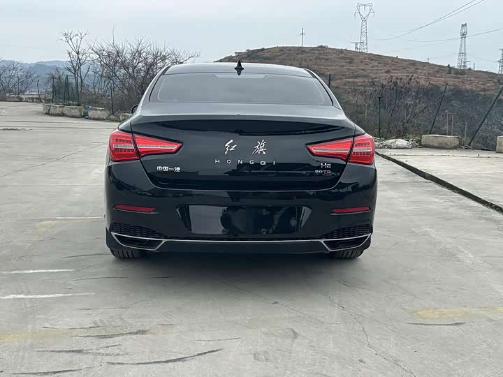 Фото 13 - Hongqi H5