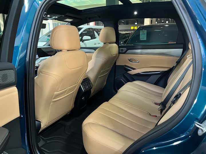 Фото 5 - BYD Song L DM-i Hybrid