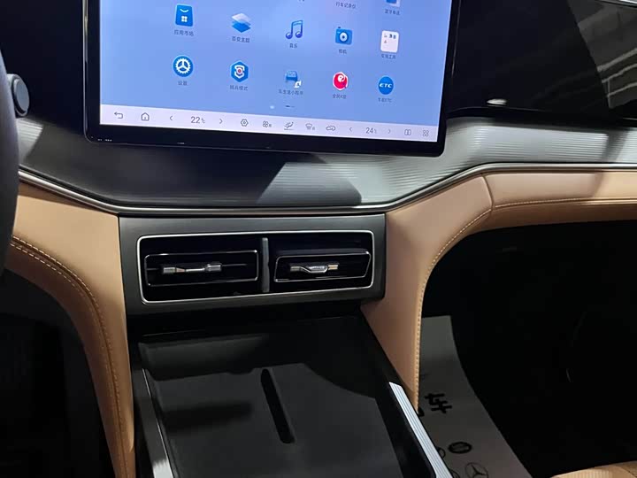 Фото 6 - BYD Song L DM-i Hybrid