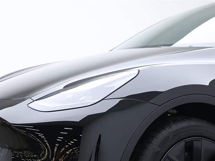 Фото 18 - Tesla Model Y