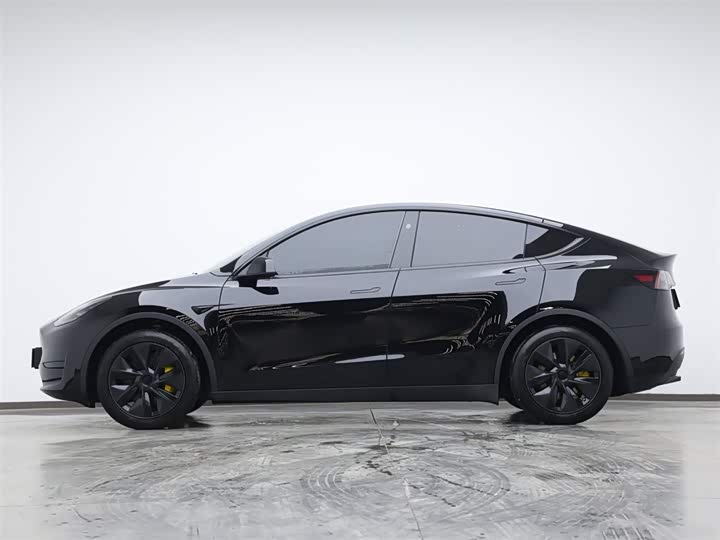 Фото 5 - Tesla Model Y
