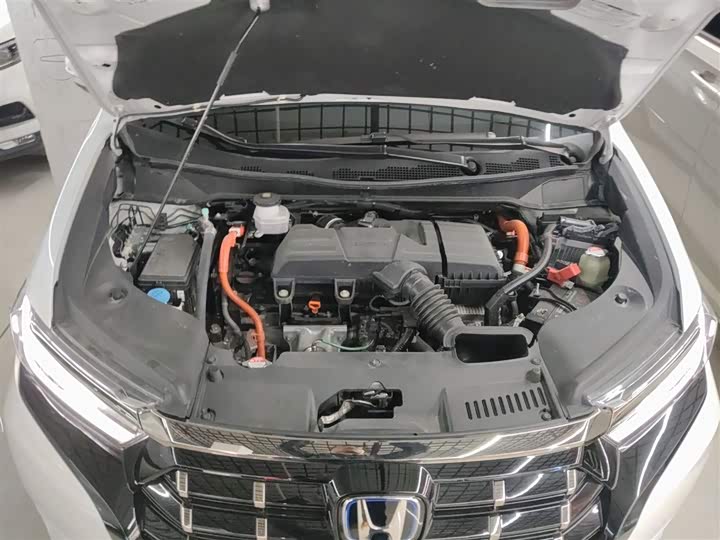 Фото 20 - Honda Elysion