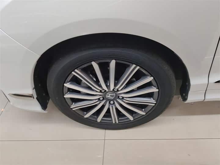 Фото 23 - Honda Elysion