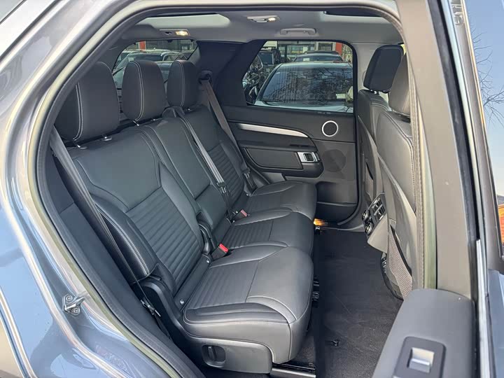 Фото 13 - Land Rover Discovery