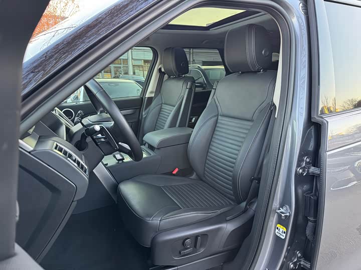 Фото 9 - Land Rover Discovery