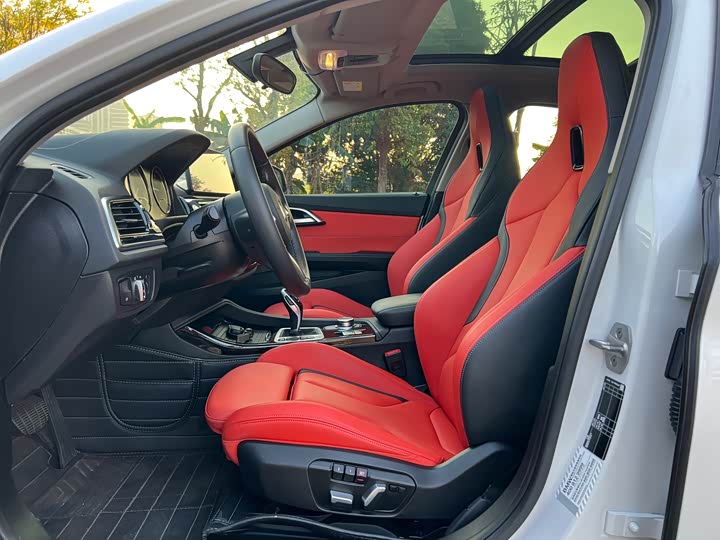 Фото 11 - BMW 1 Series