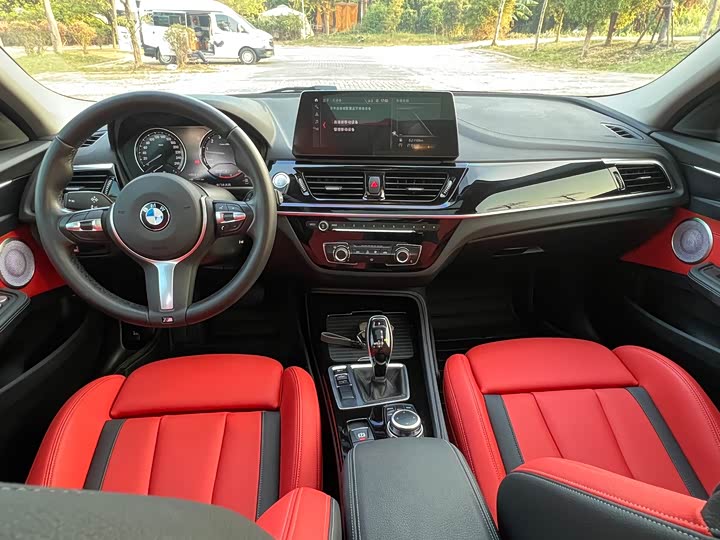 Фото 19 - BMW 1 Series