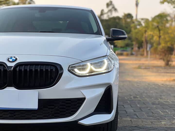 Фото 4 - BMW 1 Series