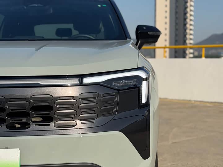 Фото 4 - Ford Equator Sport