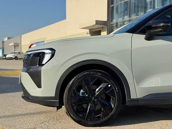 Фото 5 - Ford Equator Sport