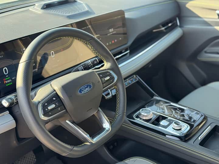 Фото 7 - Ford Equator Sport