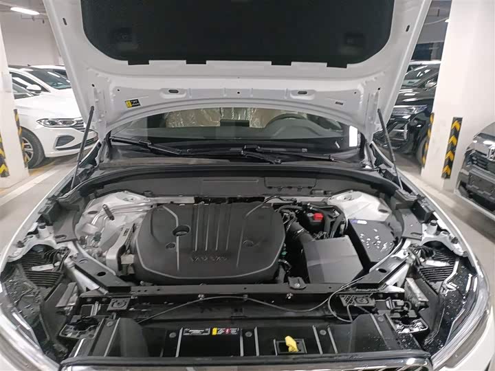 Фото 20 - Volvo XC60