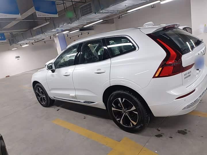 Фото 5 - Volvo XC60