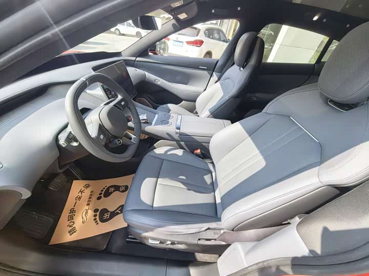 Фото 11 - Xiaomi YU7