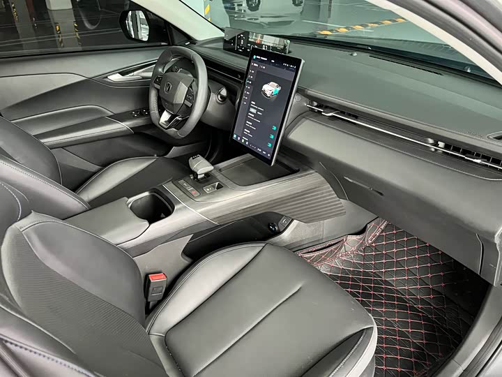 Фото 13 - Changan Eado Plus