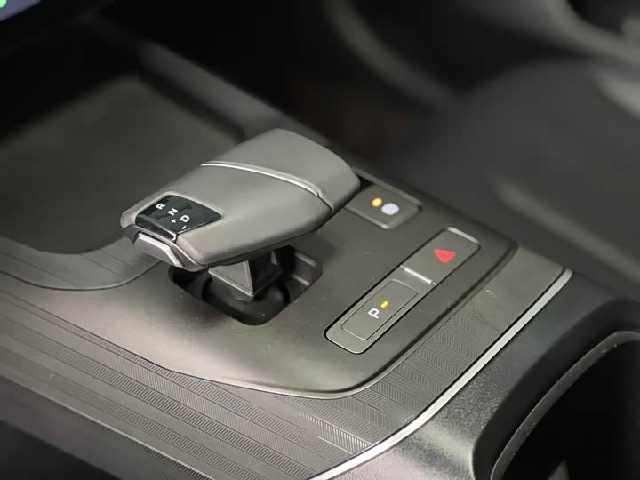 Фото 16 - Changan Eado Plus