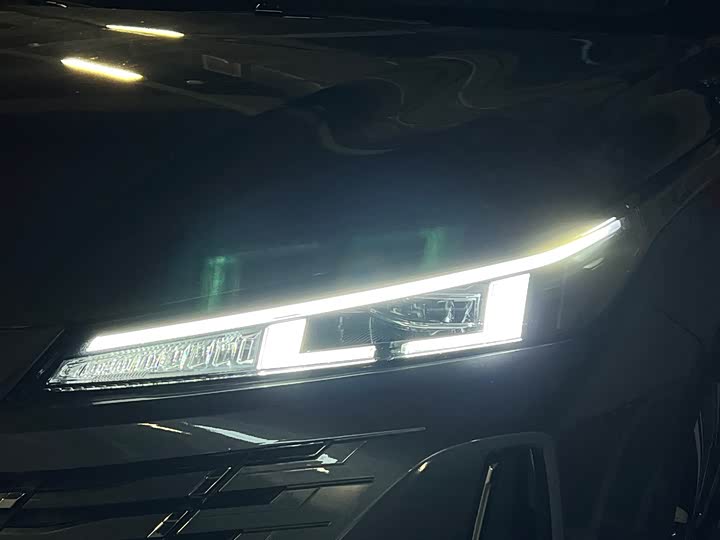 Фото 19 - Changan Eado Plus