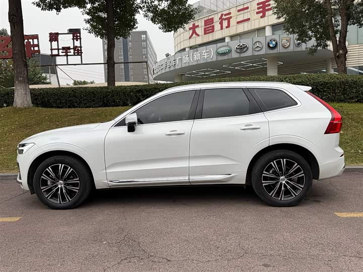 Фото 3 - Volvo XC60