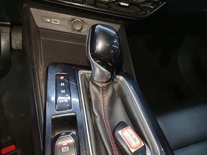 Фото 14 - MG Motor 5