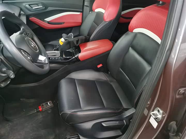 Фото 15 - MG Motor 5