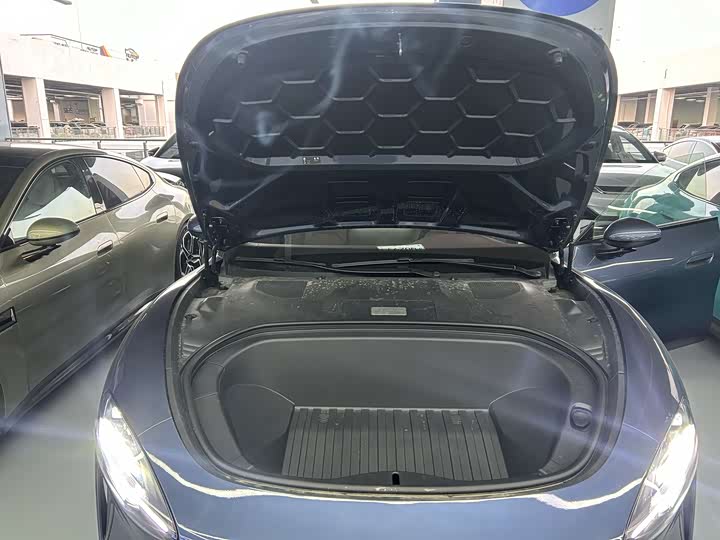 Фото 23 - Xiaomi SU7