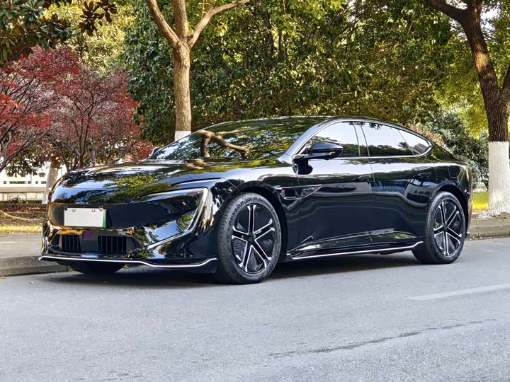 Фото 1 - Avatr 12