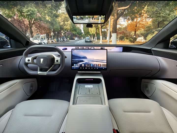 Фото 11 - Avatr 12